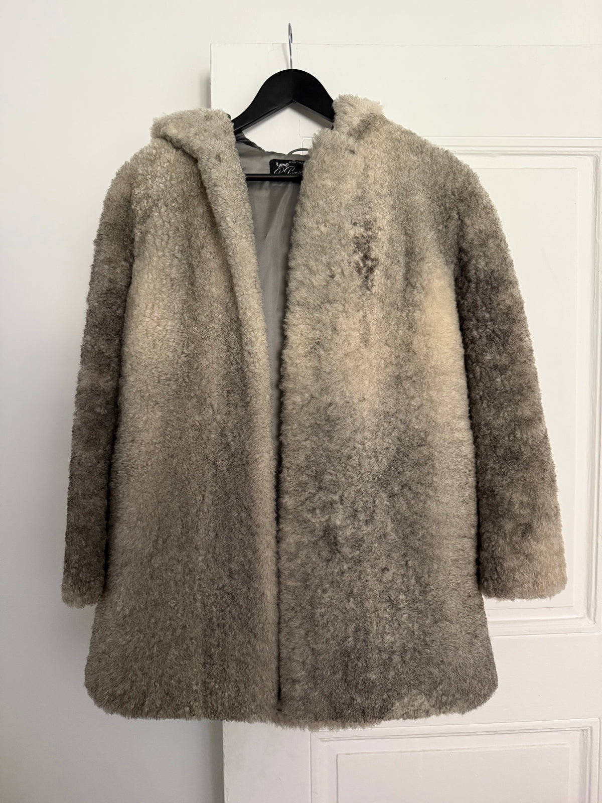 Vintage P. Præst & Søn Grey Shearling Hooded Long Coat