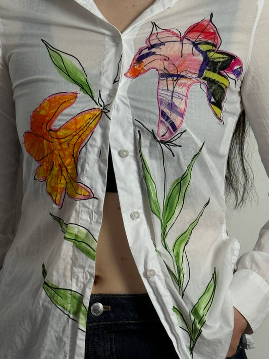 Vintage Roccobarocco White Floral Appliqué Shirt With Painted Lily Motif