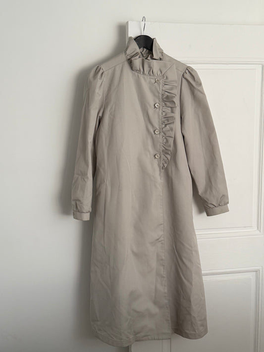 Vintage Beige Ruffle Collar Long Coat