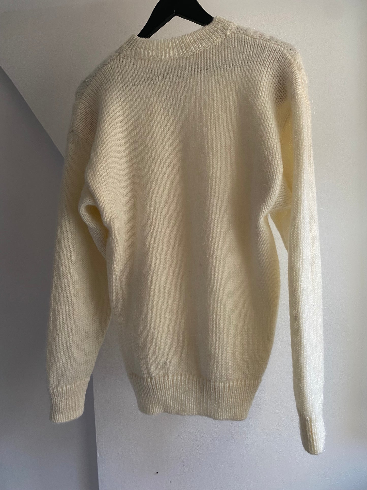 Vintage Sweater With Flower Details