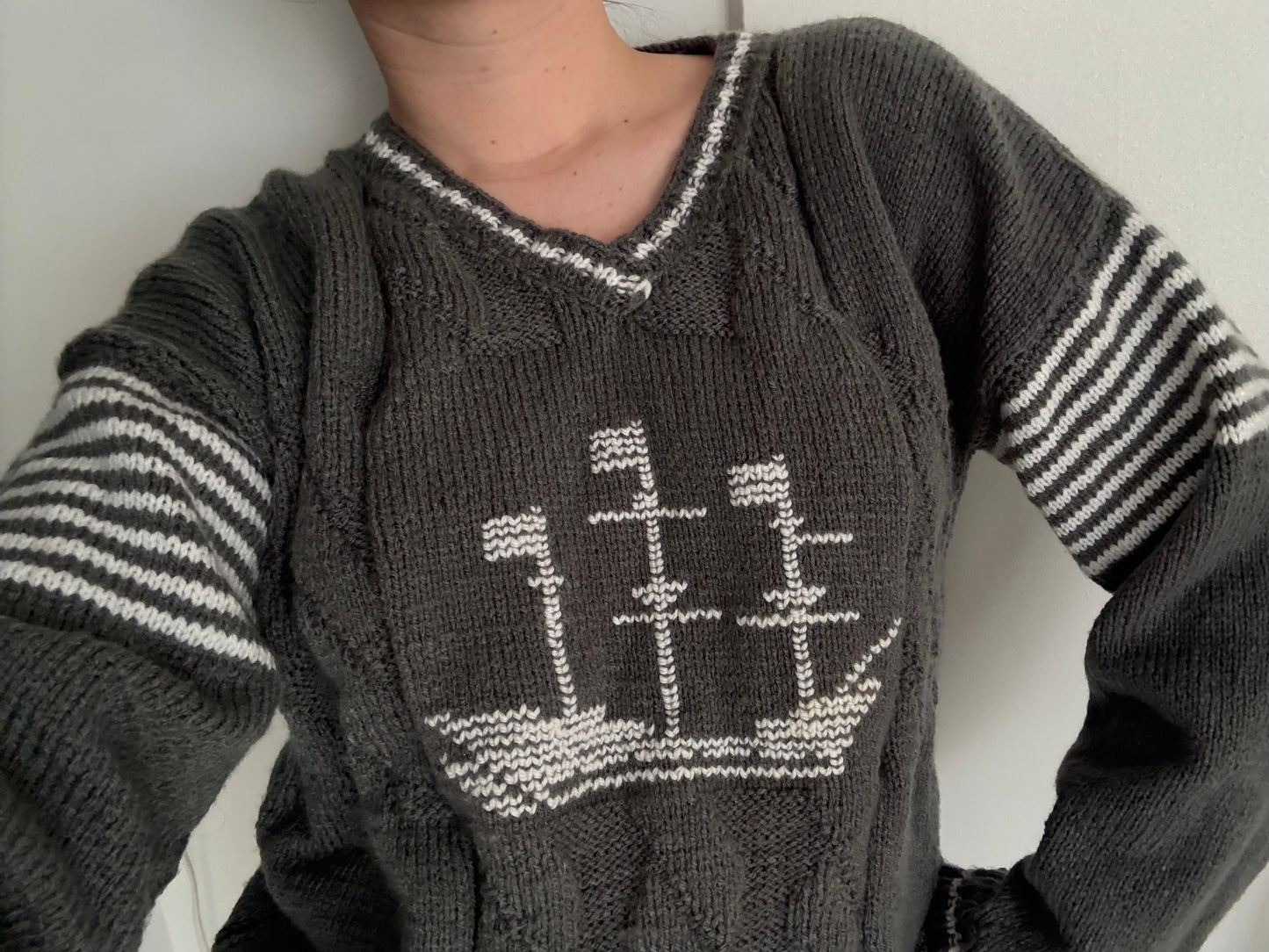 Vintage Handknitted V Neck Maritime Knit