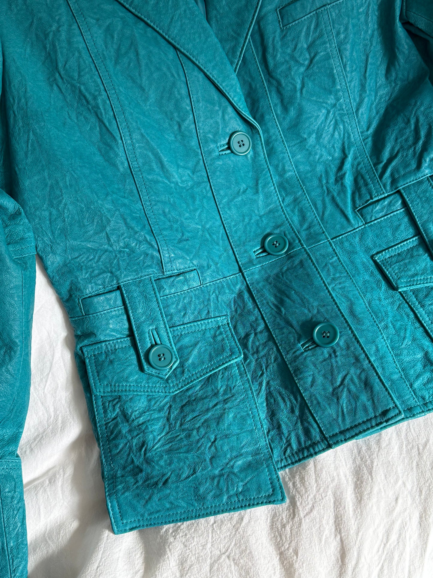Vintage Turquoise Leather Jacket with Structured Fit and Utility Pockets
