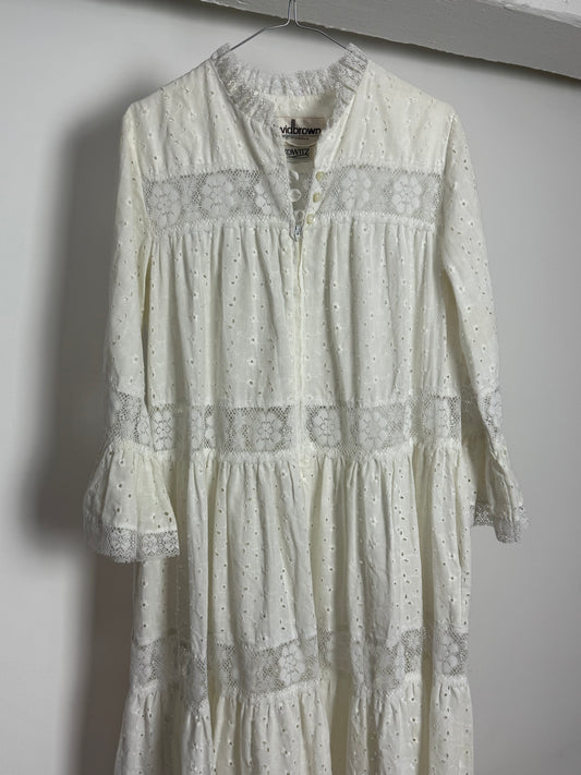 Vintage White Broderie Anglaise Maxi Dress