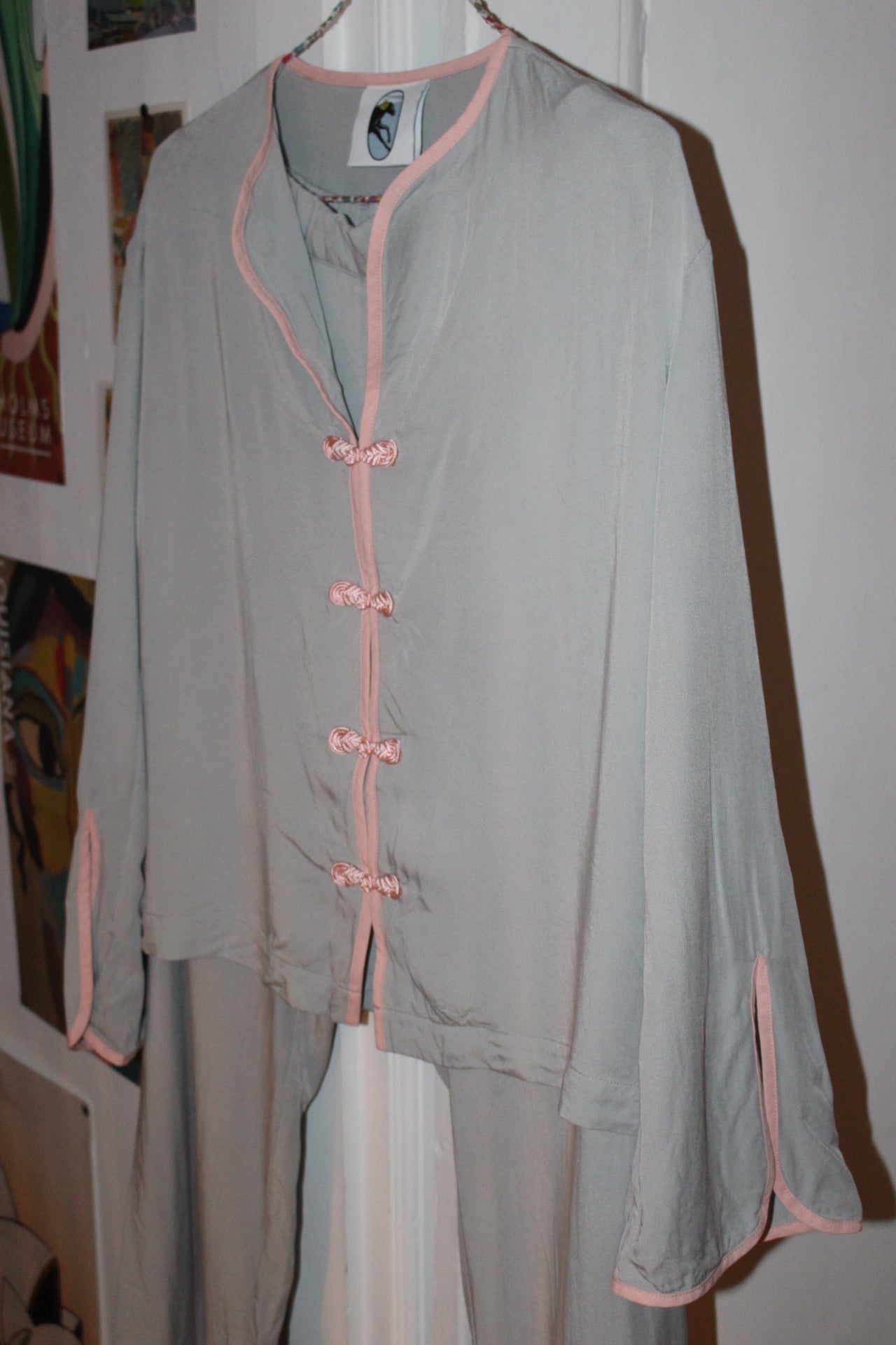 Sleeper Frog Closure Slit Lounge Set