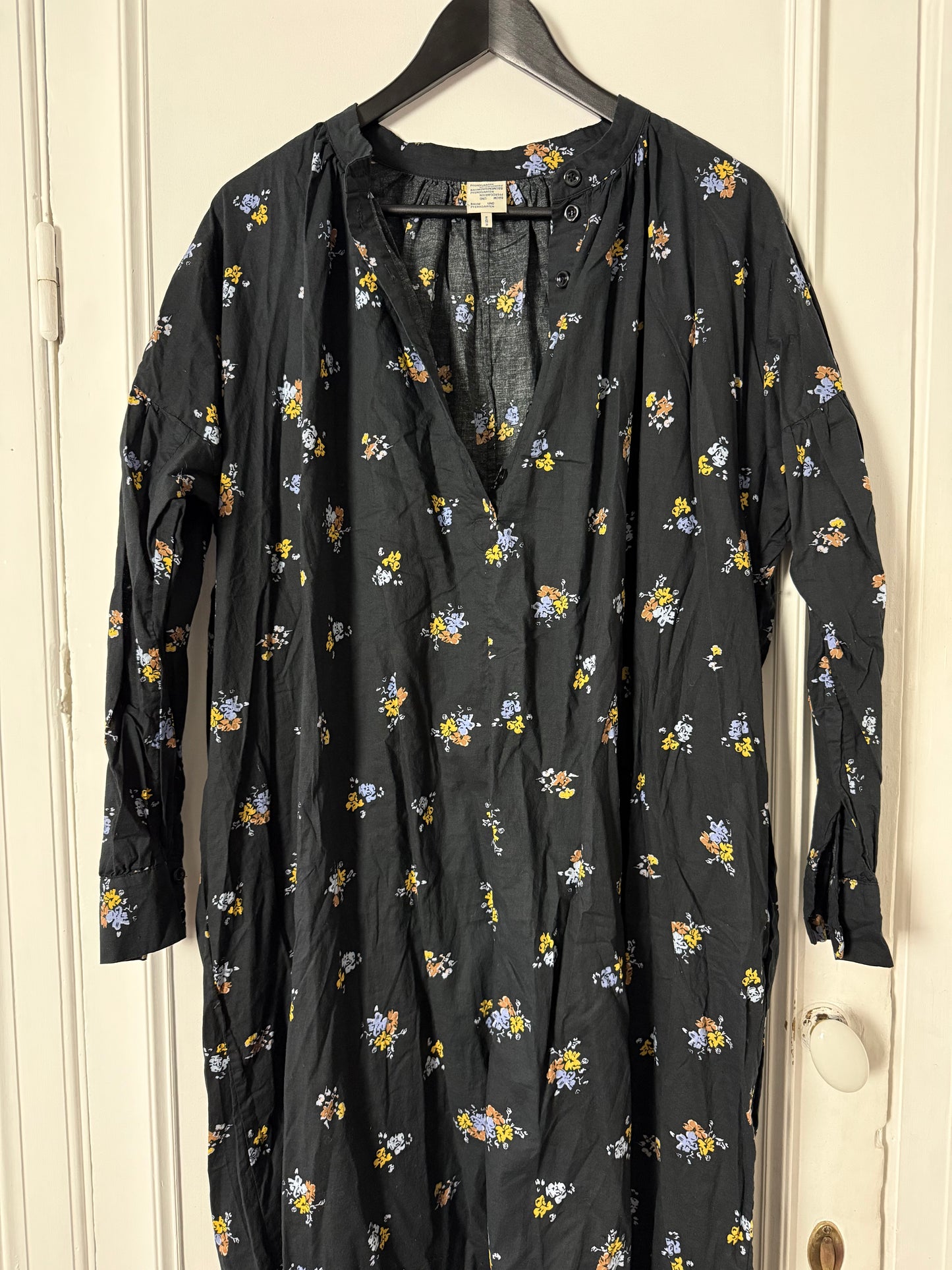 Baum und Pferdgarten Casual Flower Dress