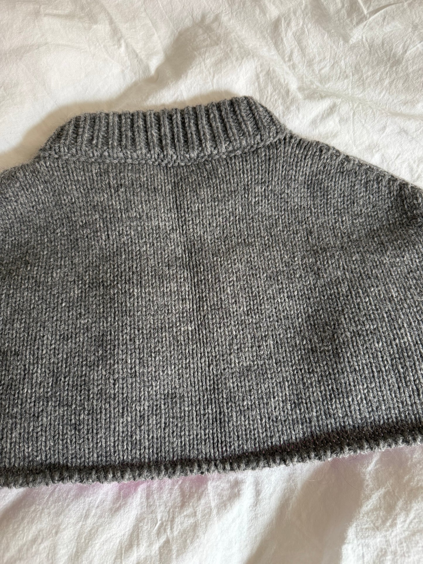 Rare Calvin Klein 205W39NYC Sleeveless Knitted Shrug/Cape