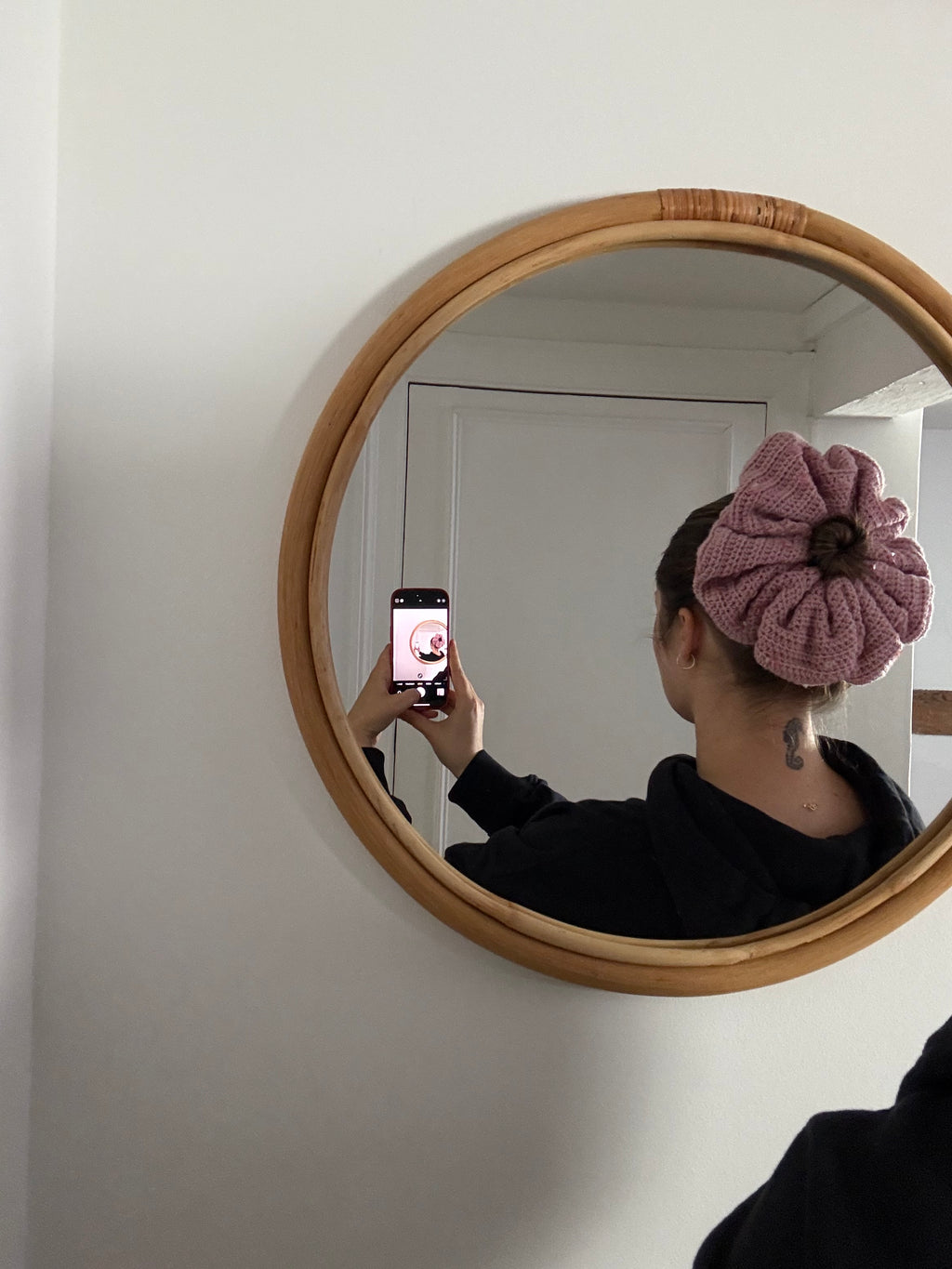 Knitted Hair Piece with Sequins