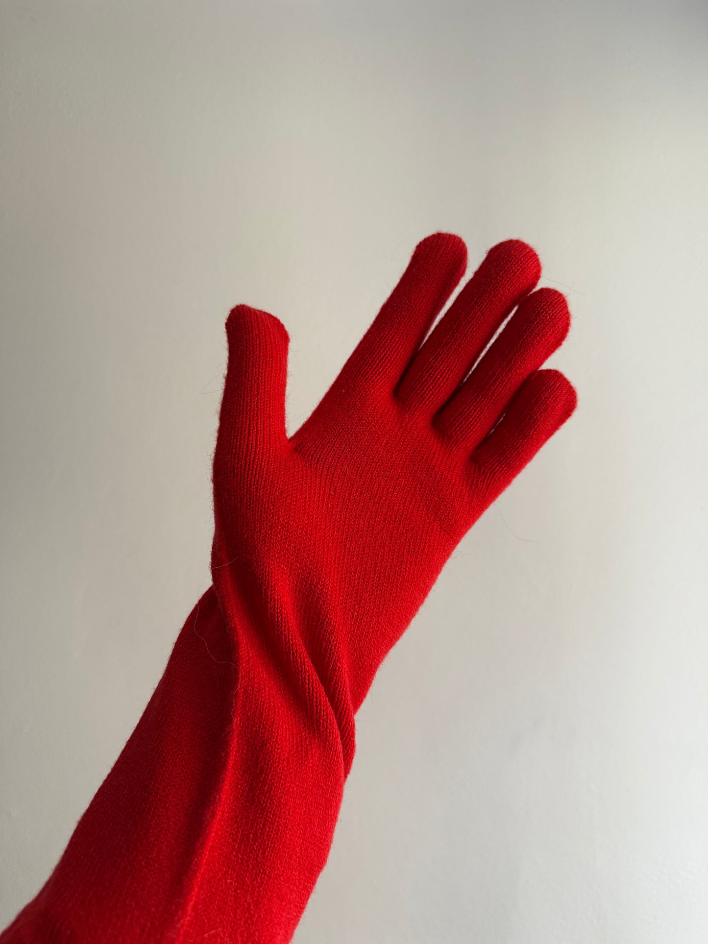 Retro Adidas Red Knitted Gloves with Embroidered Logo