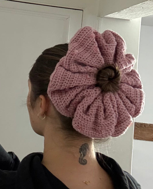 Knitted Hair Piece with Sequins